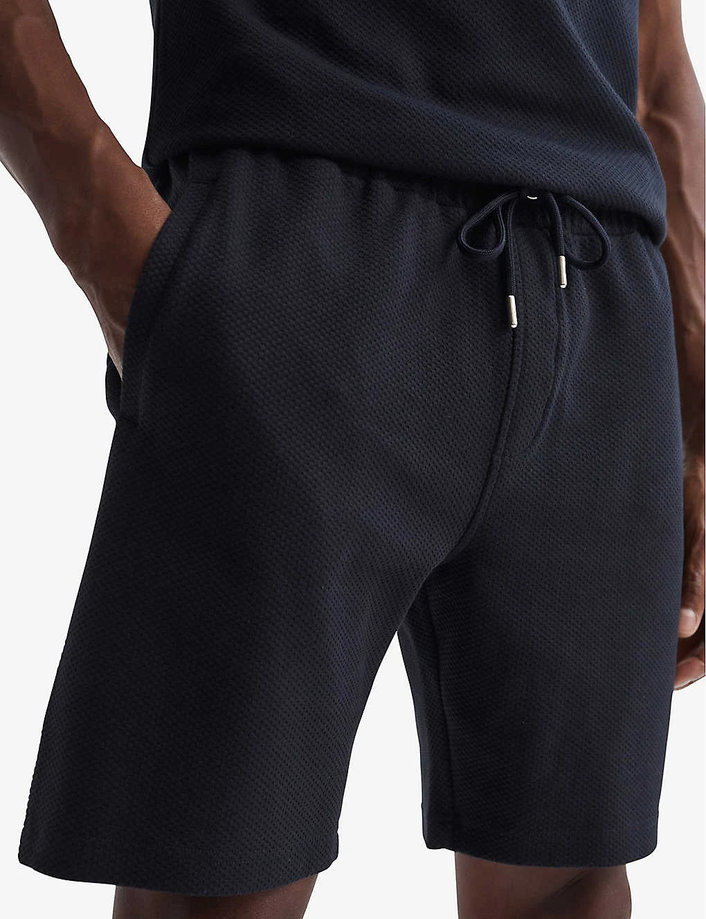 Reiss Robin Drawstring Waffle Cotton-blend Shorts - Image 5